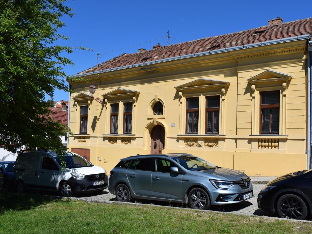 Malomszeg Apartman 2 Pécs Zewnętrze zdjęcie
